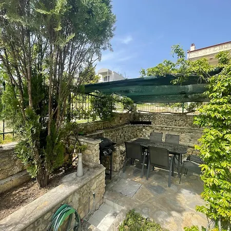 Σπίτι διακοπών Wonderful Summer House With Garden In Néa Fókaia